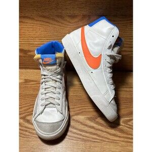 Nike Sneakers Blazer Mid '77 Sail Total Orange (DQ4692-100) Womens 7 High Top